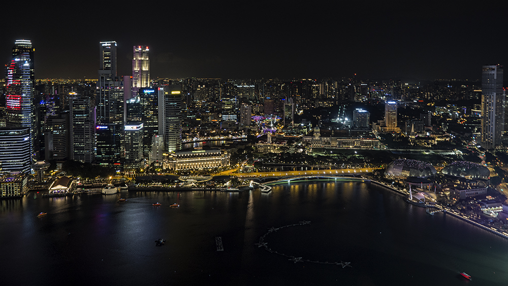 Nombre:  201808 Singapore skyline web .jpg
Visitas: 904
Tamao: 520.3 KB