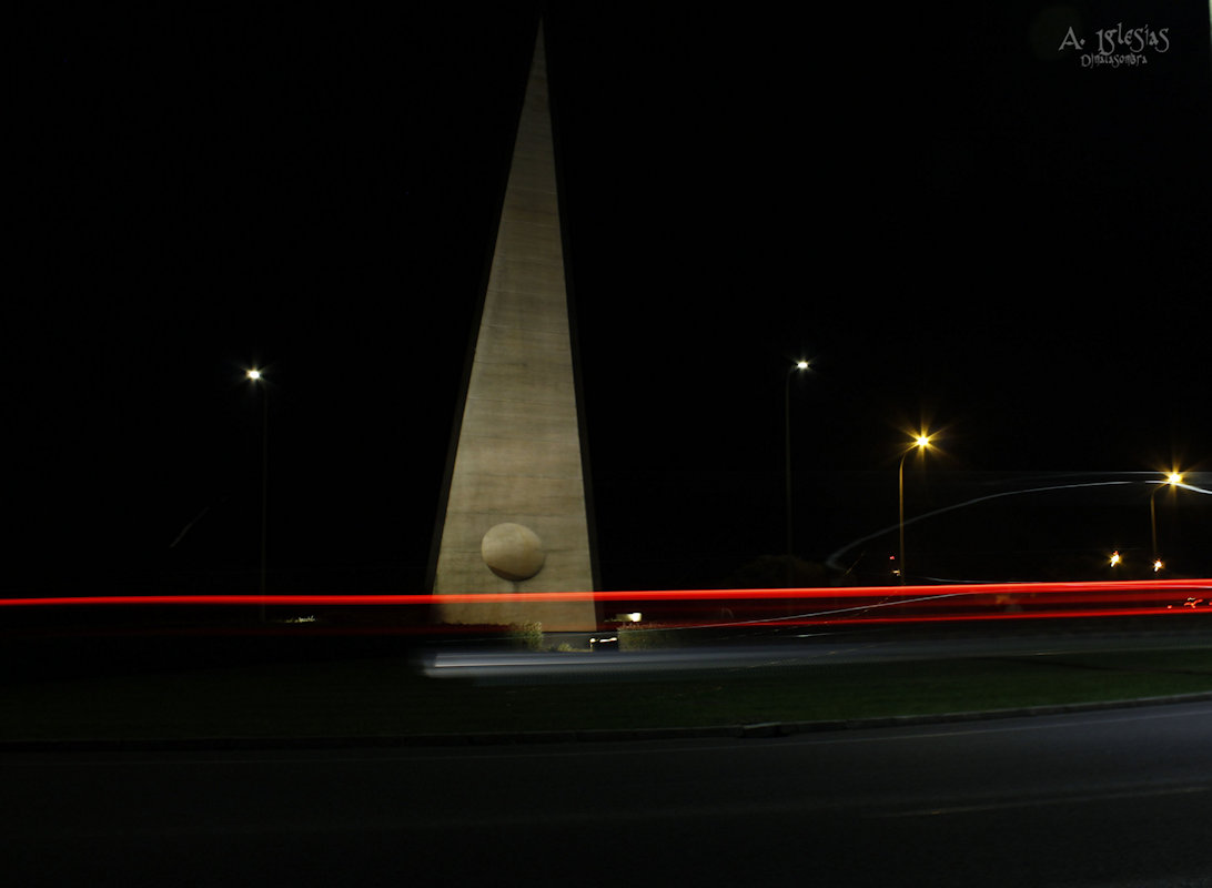 Nombre:  obelisco tachado.JPG
Visitas: 832
Tamao: 73.5 KB