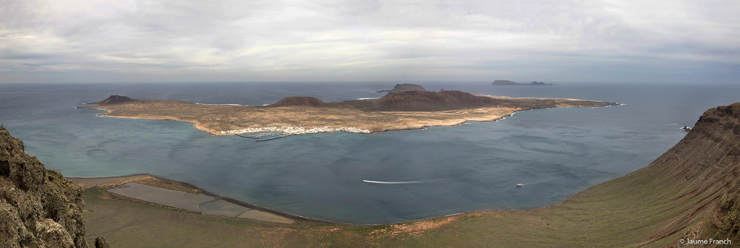 Nombre:  Pan_LaGraciosa-8Cv.jpg
Visitas: 819
Tamao: 746.8 KB