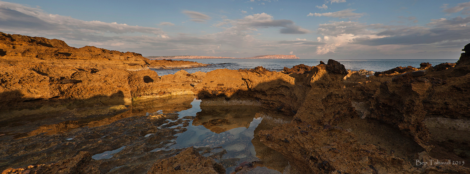 Nombre:  Pano Cala Tirant 1500.jpg
Visitas: 870
Tamao: 550.9 KB