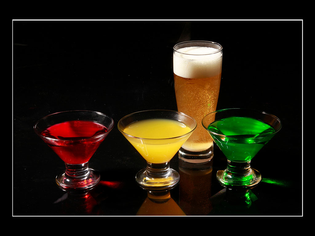 Nombre:  Drinks & colors 1.jpg
Visitas: 26
Tamao: 116.9 KB