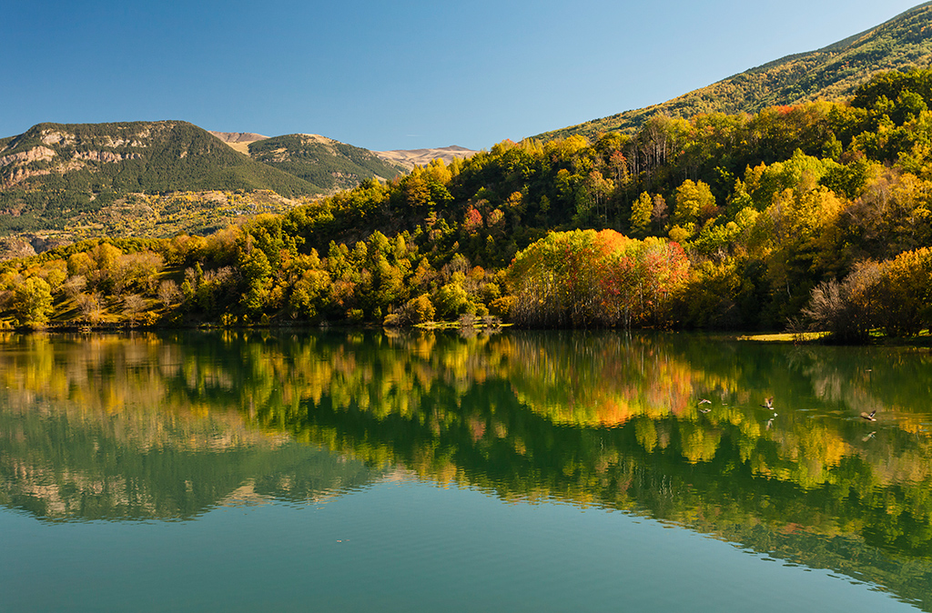 Nombre:  embalse eriste otoo Lweb.jpg
Visitas: 88
Tamao: 637.0 KB