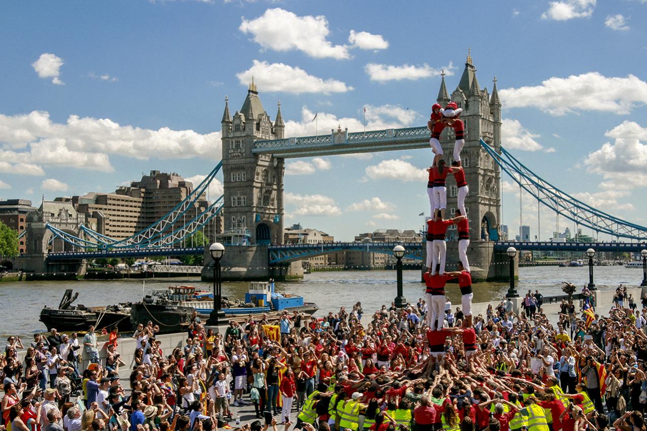 Nombre:  Tower Bridge.jpg
Visitas: 1050
Tamao: 222.8 KB