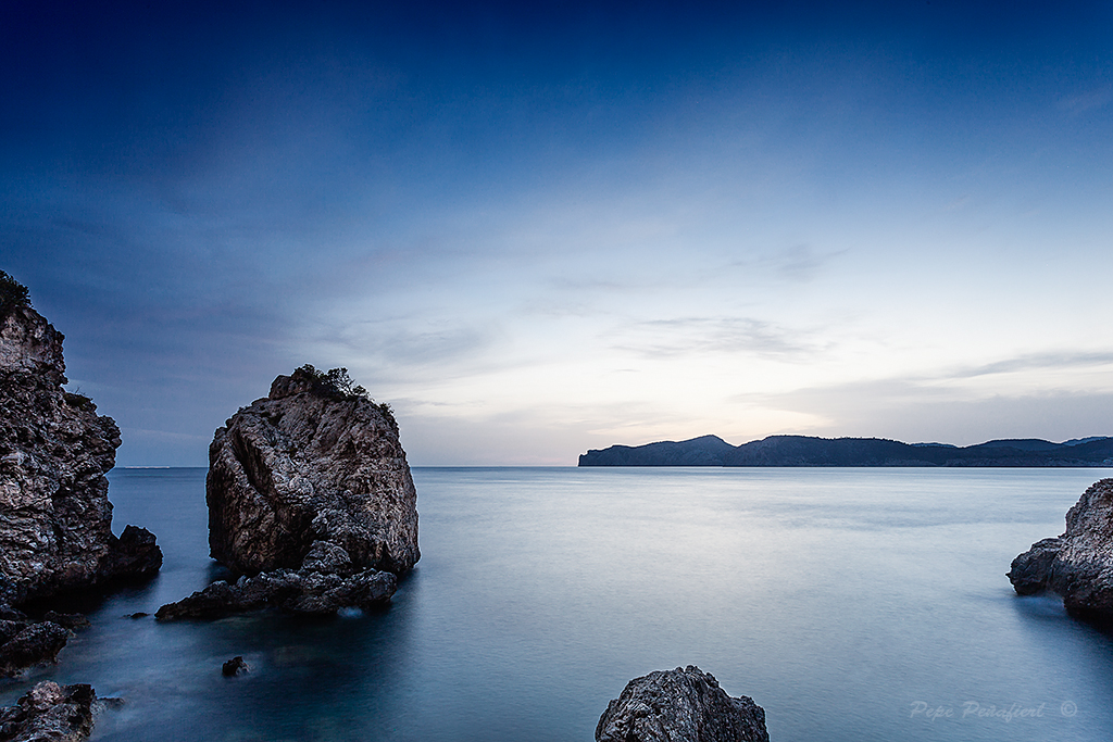 Nombre:  Cala Santa Pona azul web.jpg
Visitas: 607
Tamao: 637.5 KB