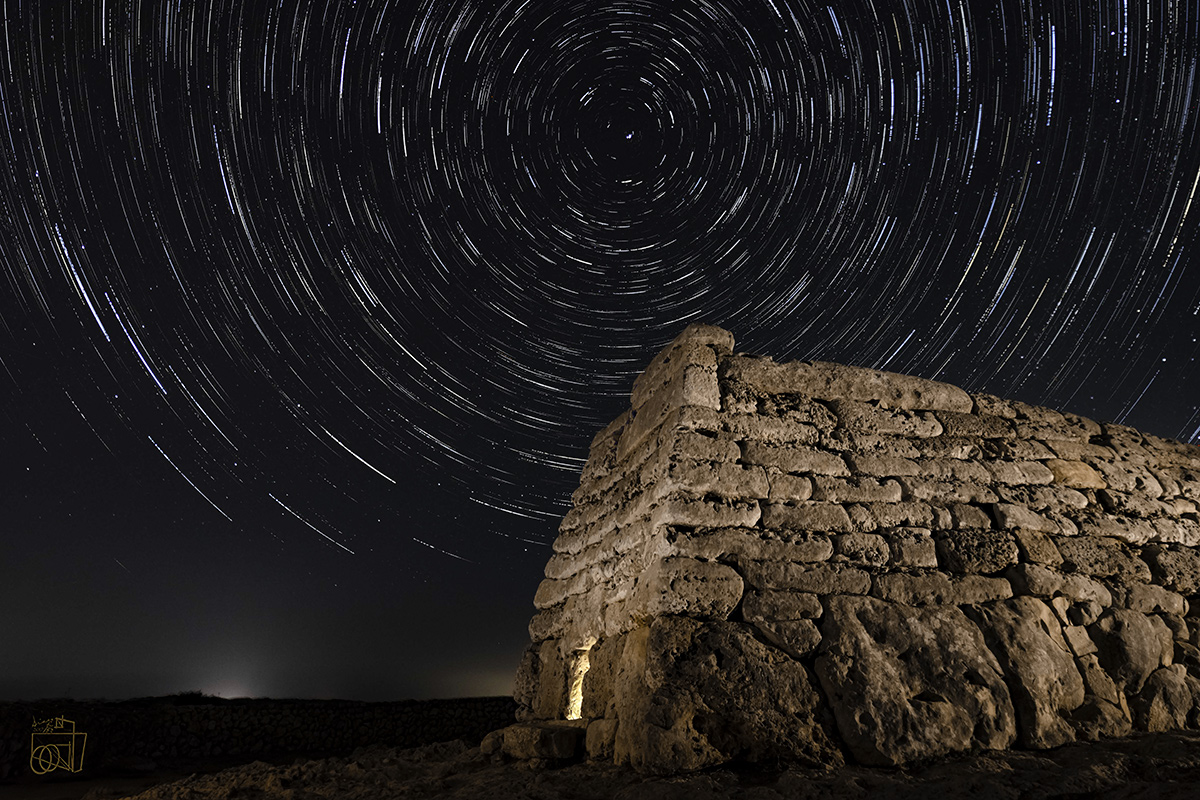 Nombre:  Naveta d'Es Tudons circumpolar.jpg
Visitas: 69
Tamao: 509.9 KB