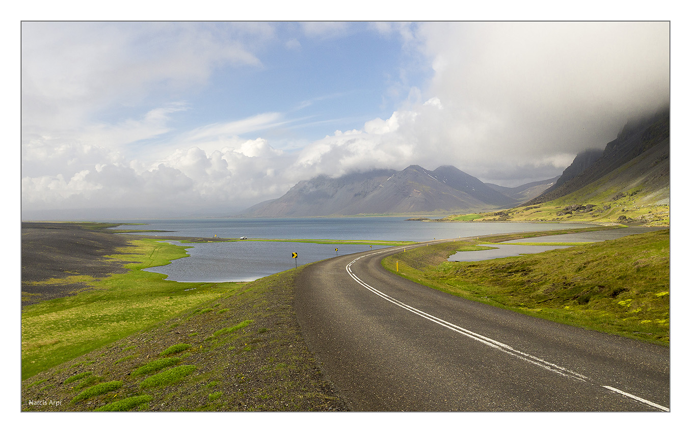 Nombre:  Fiords del sud.jpg
Visitas: 353
Tamao: 423.2 KB