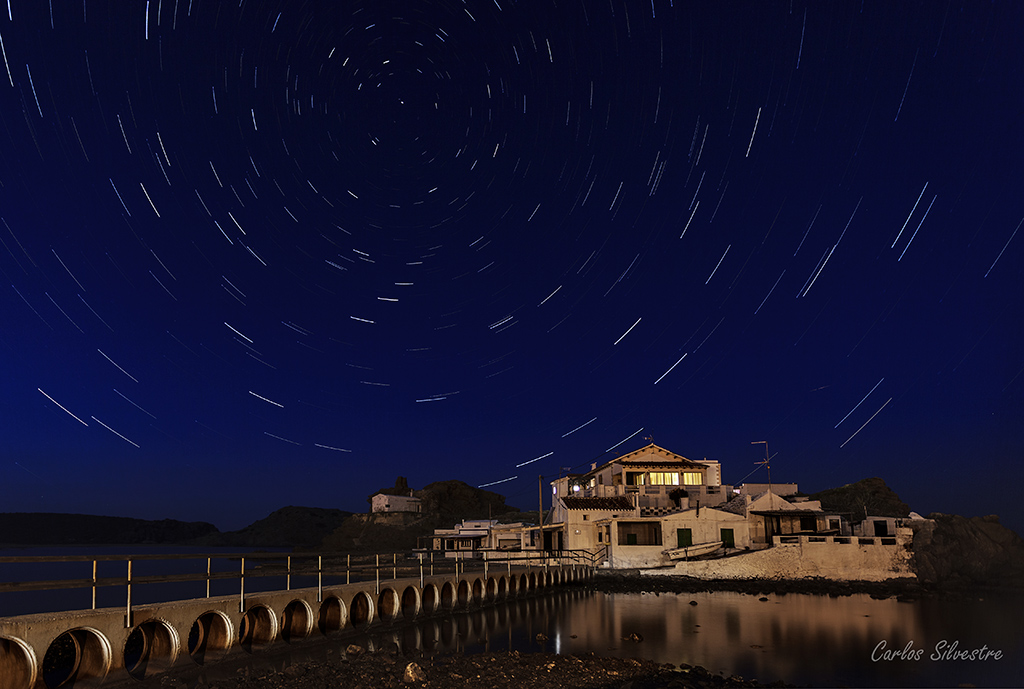 Nombre:  20171123-startrails-Mezquida-copia.jpg
Visitas: 380
Tamao: 287.1 KB