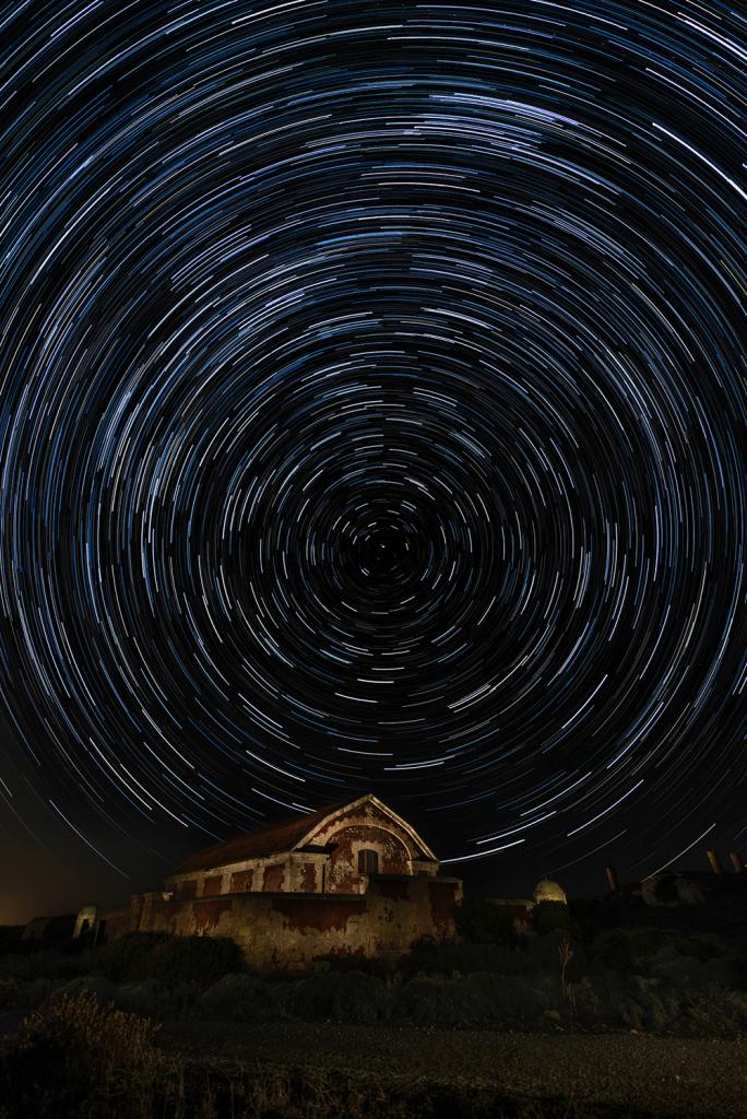 Nombre:  star trails.4.web.jpg
Visitas: 397
Tamao: 155.6 KB